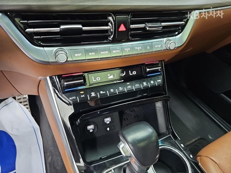 Киа Mohave 더마스터3.0 Дизел 4x4 플래티넘 - 10