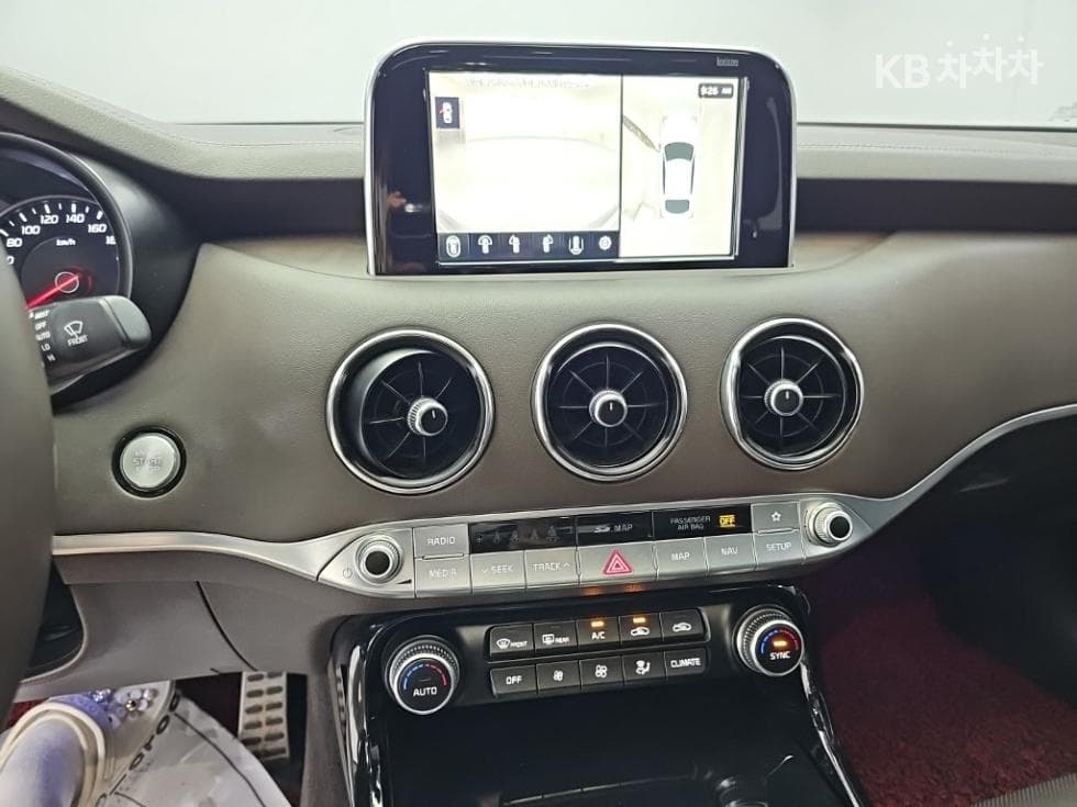 Киа Stinger2.0 Турбо 4x4 플래티넘 - 10