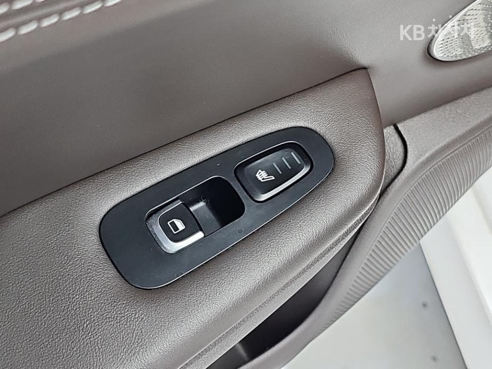 Киа Stinger2.0 Турбо 4x4 플래티넘 - 14