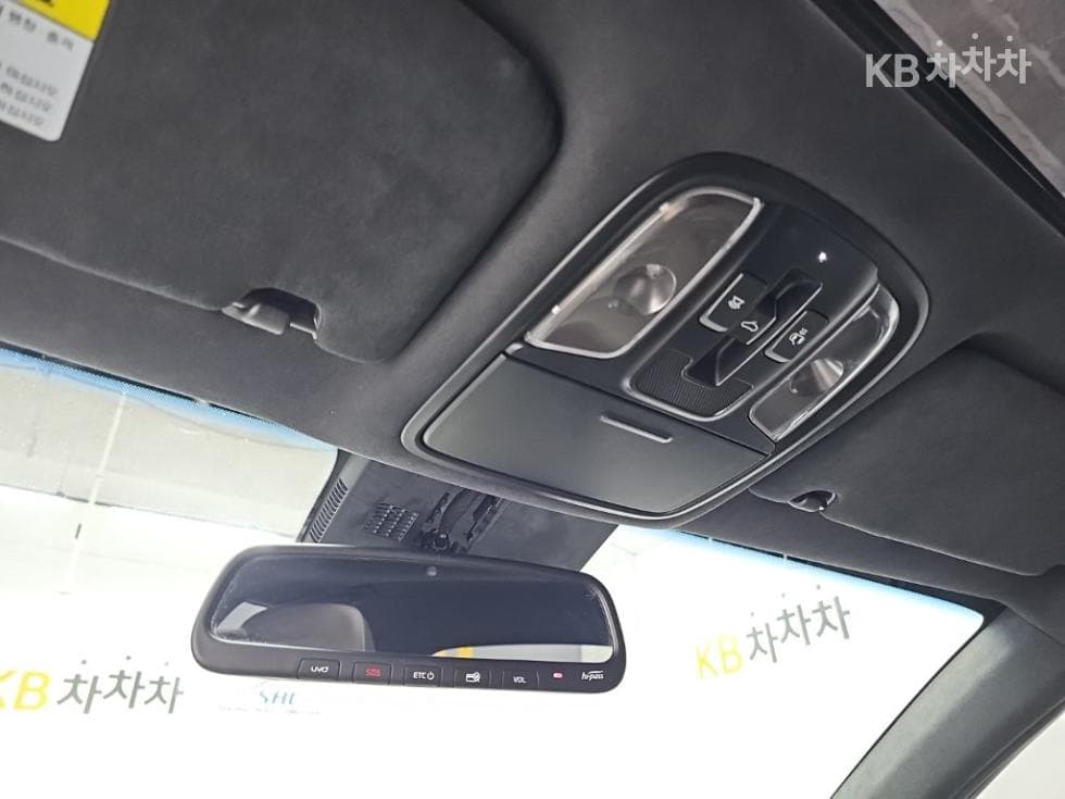 Киа Stinger2.0 Турбо 4x4 플래티넘 - 18