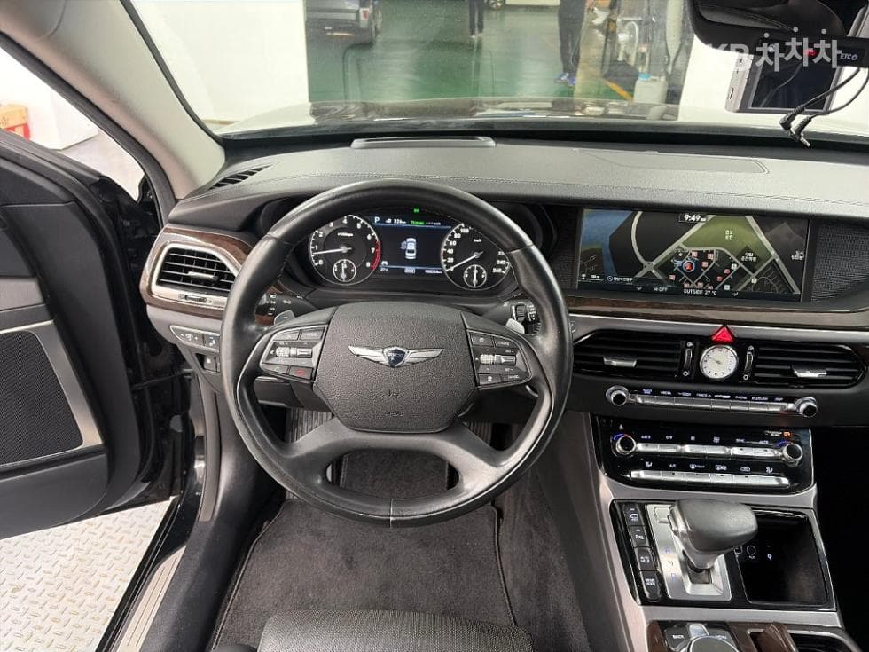 Дженезис EQ9003.8 GDI AWD Премиум Люкс - 9