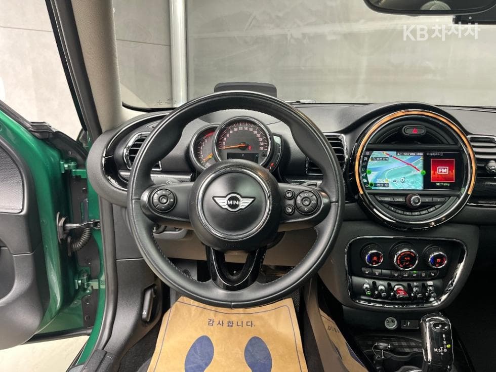 Mini 클럽맨 Second generation1.5 Cooper High Trim - 9