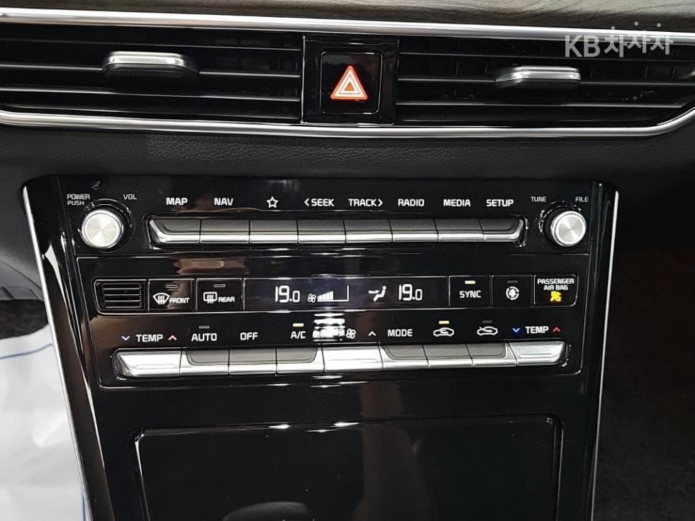 Киа K7 Premiere2.5 GDi X 에디션 - 10
