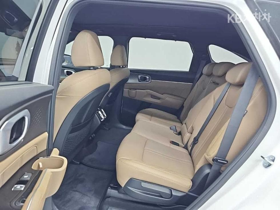 Киа The New (фейслифт) Sorento Хибрид MQ41.6T HEV 2WD Signature Gravity - 12