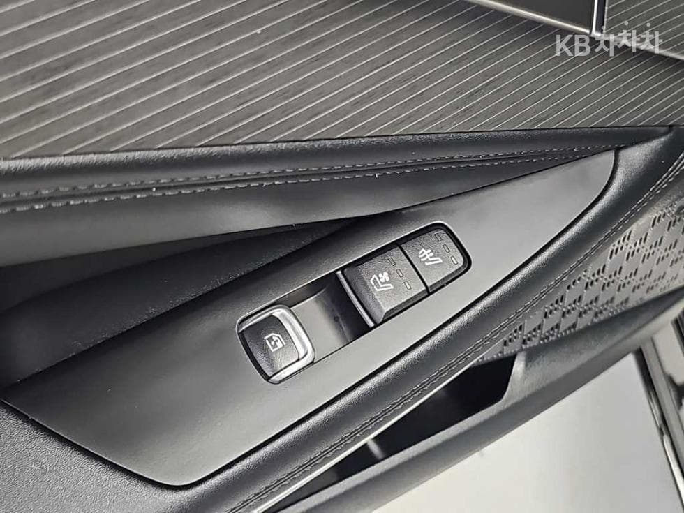 Киа The New (фейслифт) K82.5L бензин 시그니쳐 - 14