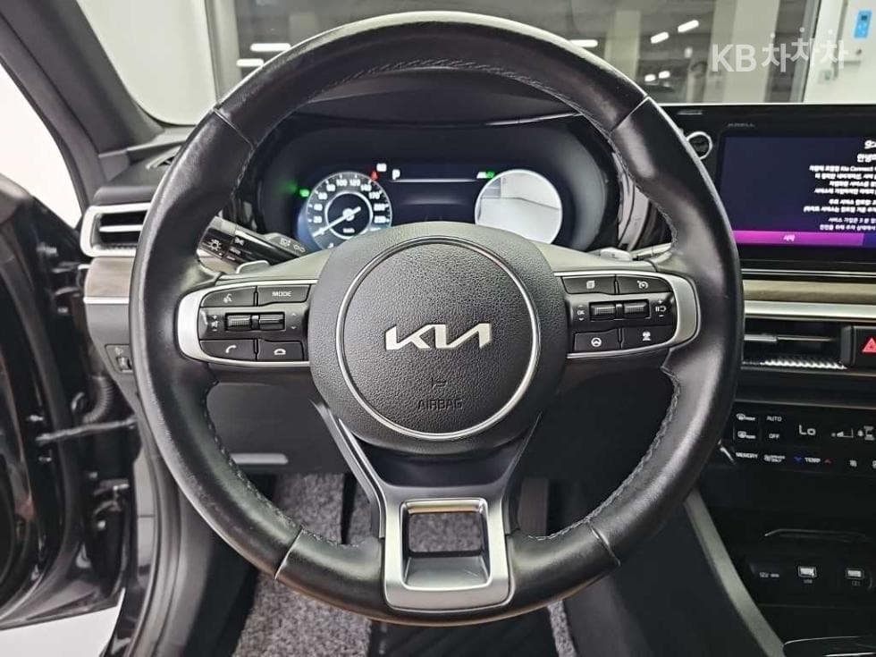 Киа K5 Хибрид 3-토 поколение2.0 HEV Signature - 9