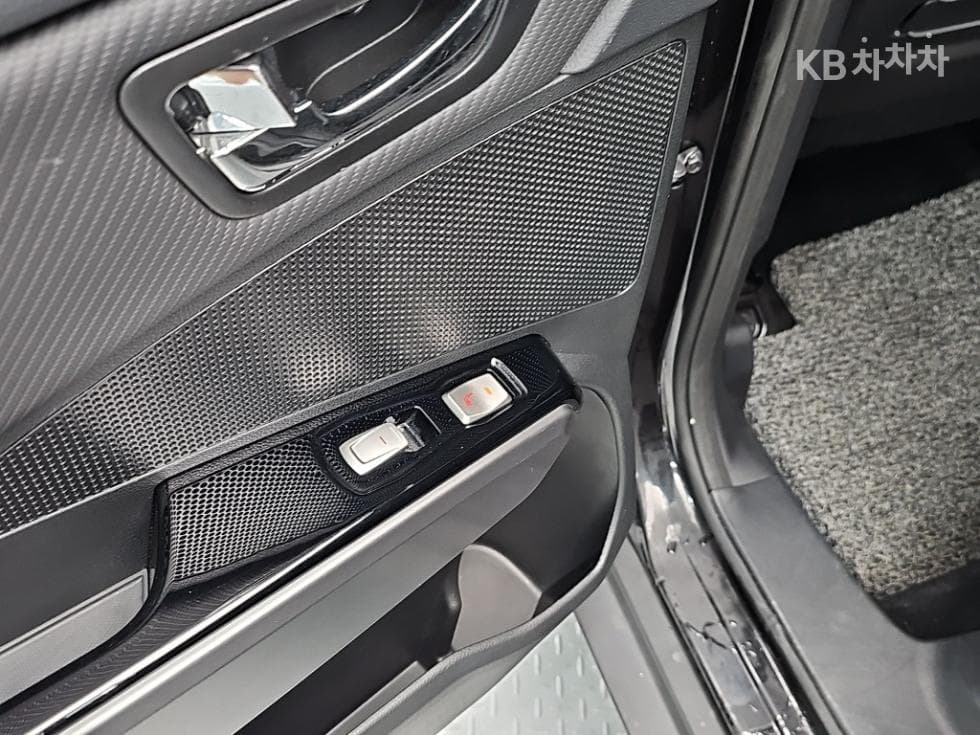 КейДжи Мобилити Тиволи AirБензин 2WD RX - 13