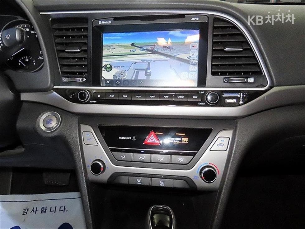 Хюндай Avante (Elantra)AD1.6 GDi Value Plus - 11