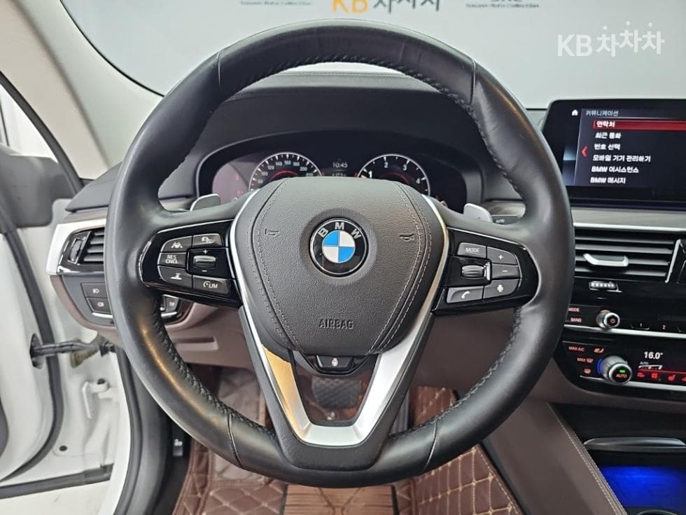 BMW Gran Turismo6 Series GT 630d xDrive Luxury Line - 9