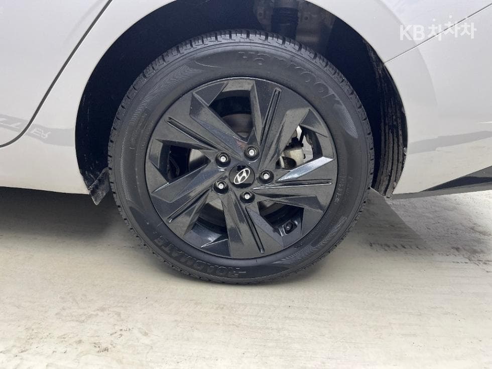 Хюндай All New Avante (Elantra) Хибрид(CN7)Смарт - 16