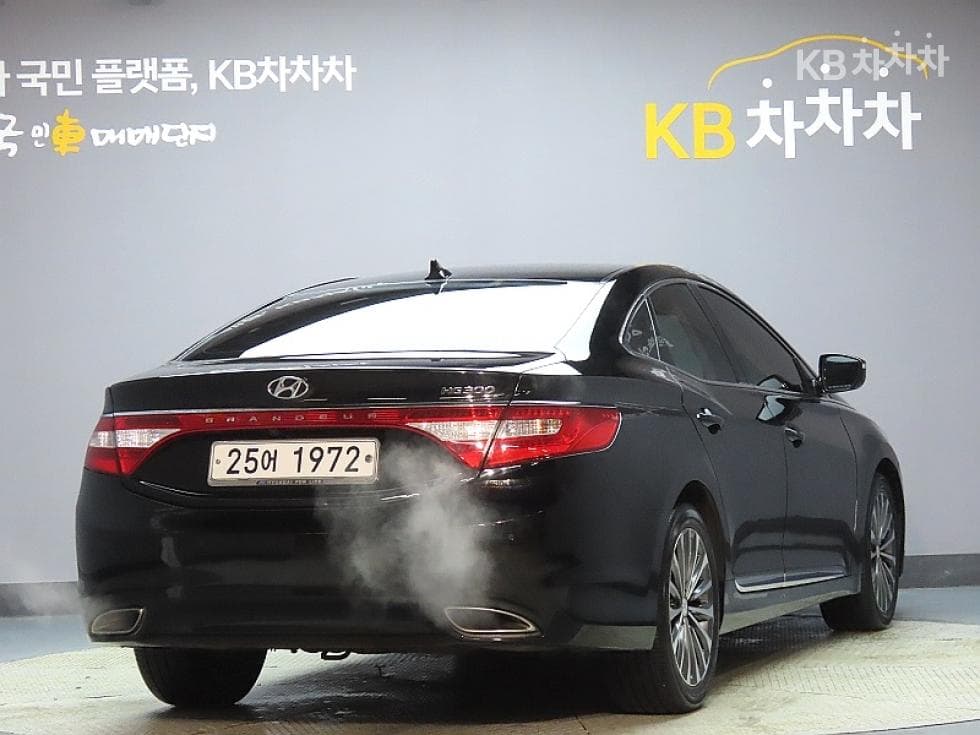Hyundai Grandeur (Azera)HGHG300 Premium - 2