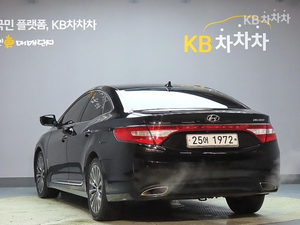 Hyundai Grandeur (Azera)HGHG300 Premium - 4