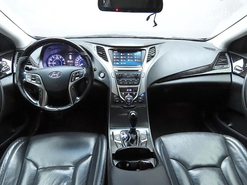Hyundai Grandeur (Azera)HGHG300 Premium - 6