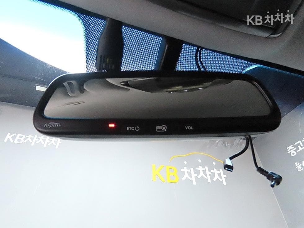 Hyundai Grandeur (Azera)HGHG300 Premium - 15
