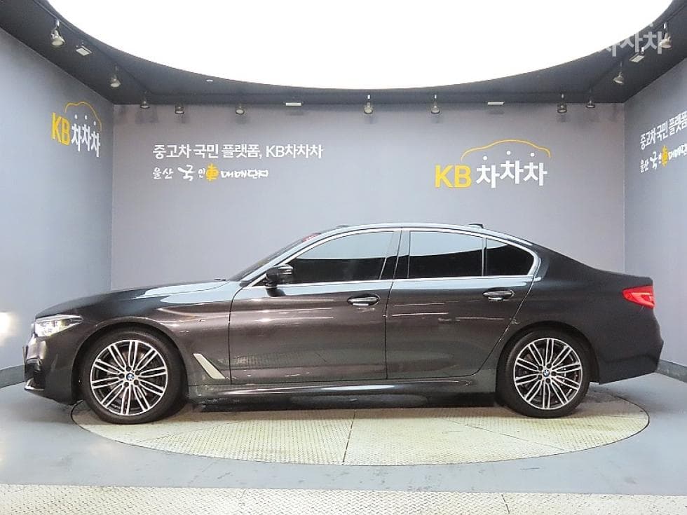 BMW 올New5 Series (G30)520d M Sport Plus - 5