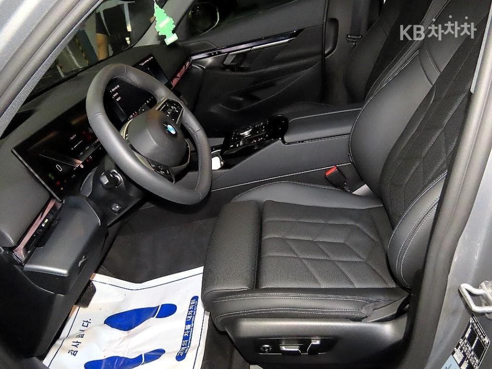BMW New5 Series(G60)520i SE - 6