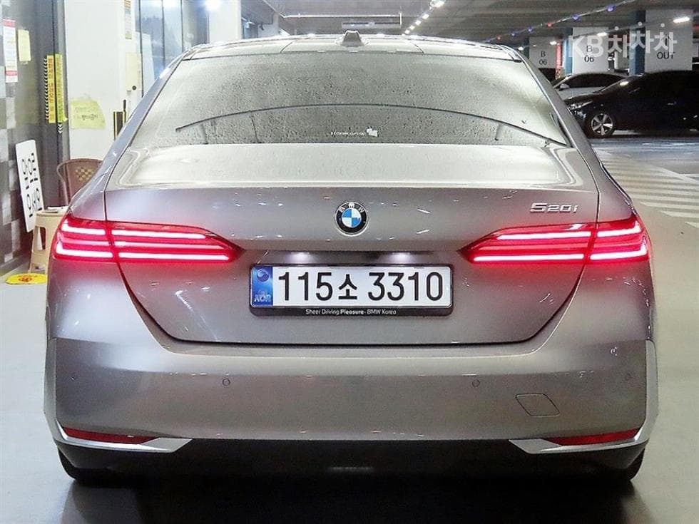 BMW Нов5 Серия(G60)520i SE - 5