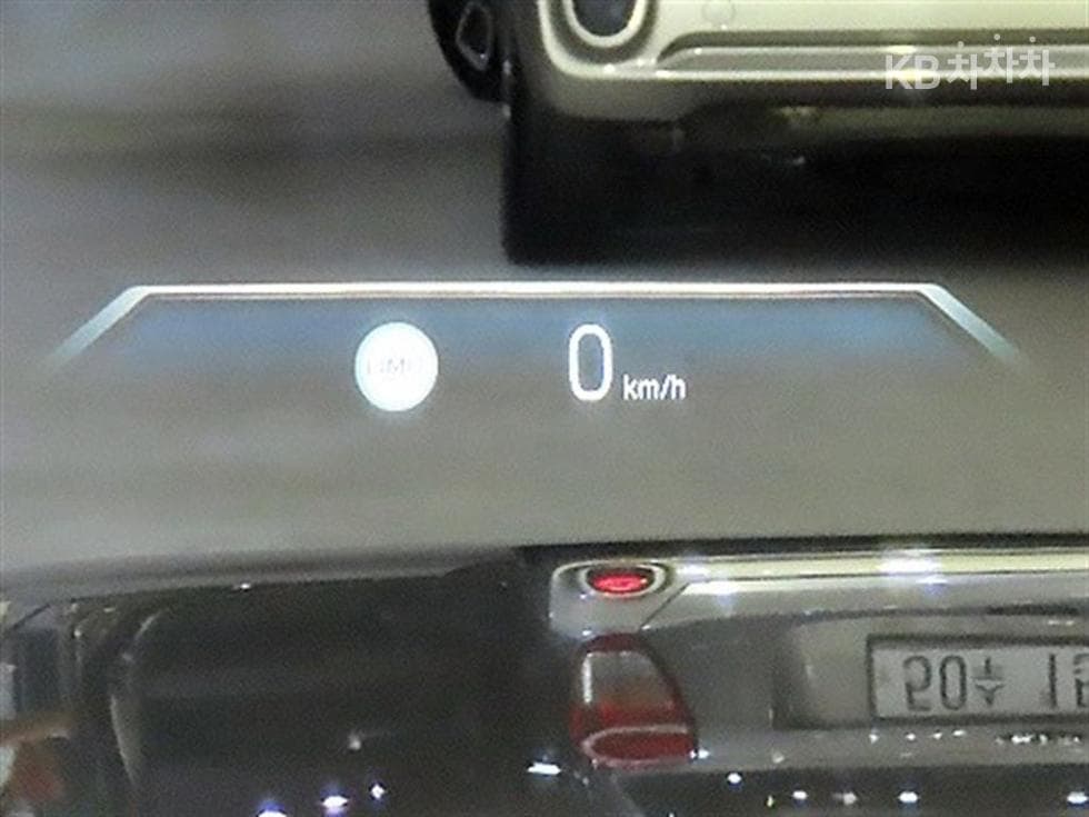 BMW Нов5 Серия(G60)520i SE - 13