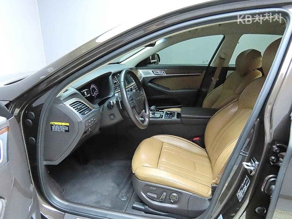 Genesis G803.8 GDI AWD Premium Luxury - 10