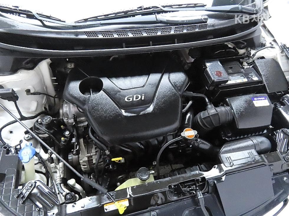Hyundai Avante (Elantra)MDM16 GDi PREMIER - 7
