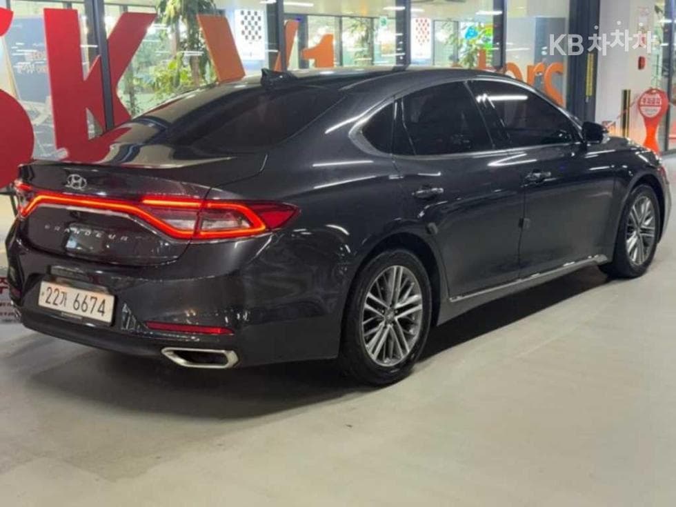Hyundai Grandeur (Azera)IG2.4 Premium Standard - 4