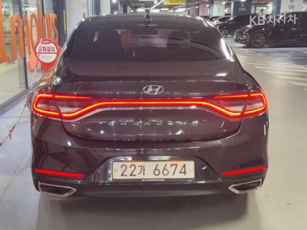 Hyundai Grandeur (Azera)IG2.4 Premium Standard - 5