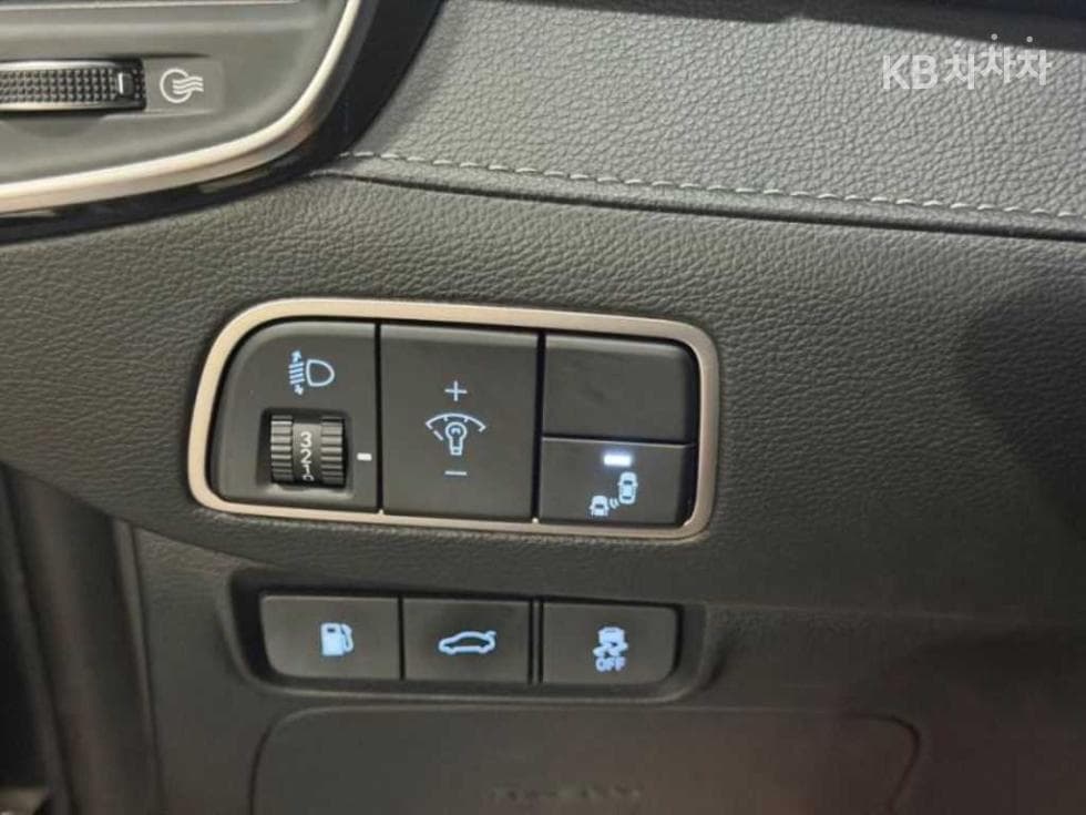 Hyundai Grandeur (Azera)IG2.4 Premium Standard - 14