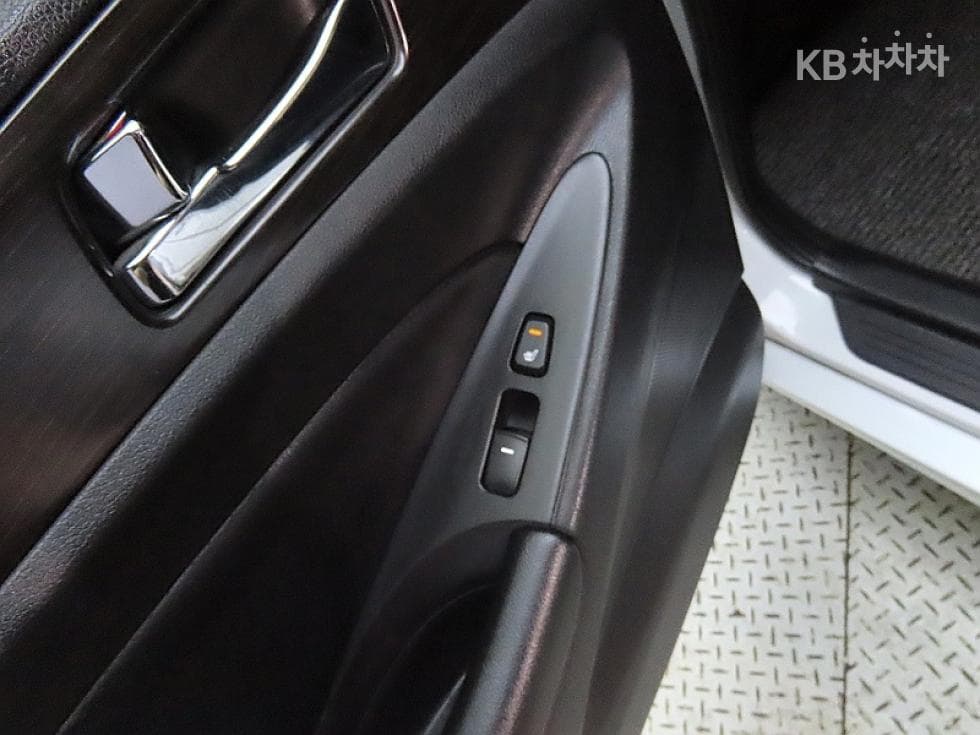 Hyundai Sonata 더 브릴리언트CVVL Modern - 18