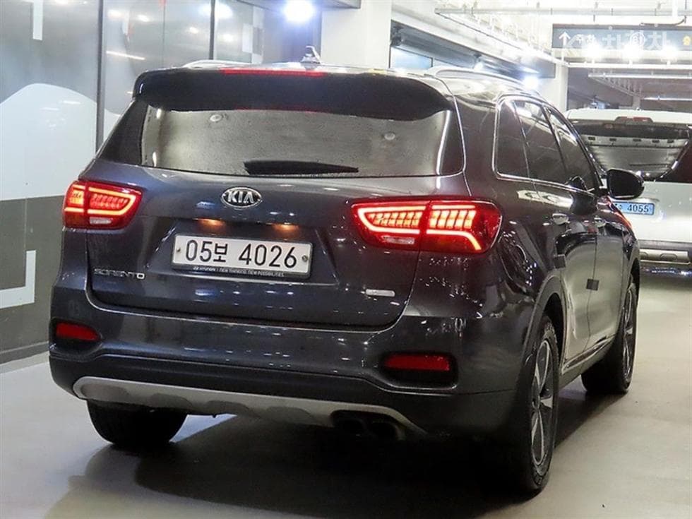 Киа The New (фейслифт) Sorento2.0 Дизел 2WD Noblesse - 4