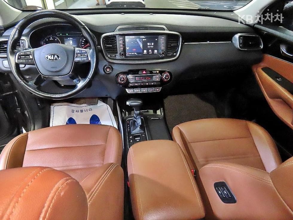 Киа The New (фейслифт) Sorento2.0 Дизел 2WD Noblesse - 10