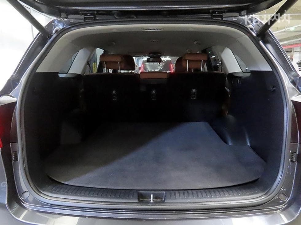 Киа The New (фейслифт) Sorento2.0 Дизел 2WD Noblesse - 17