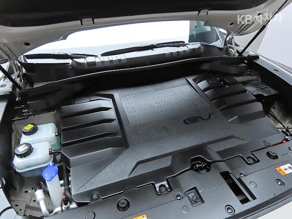 KG Mobility Torres EVX(U100)2WD E7 - 7