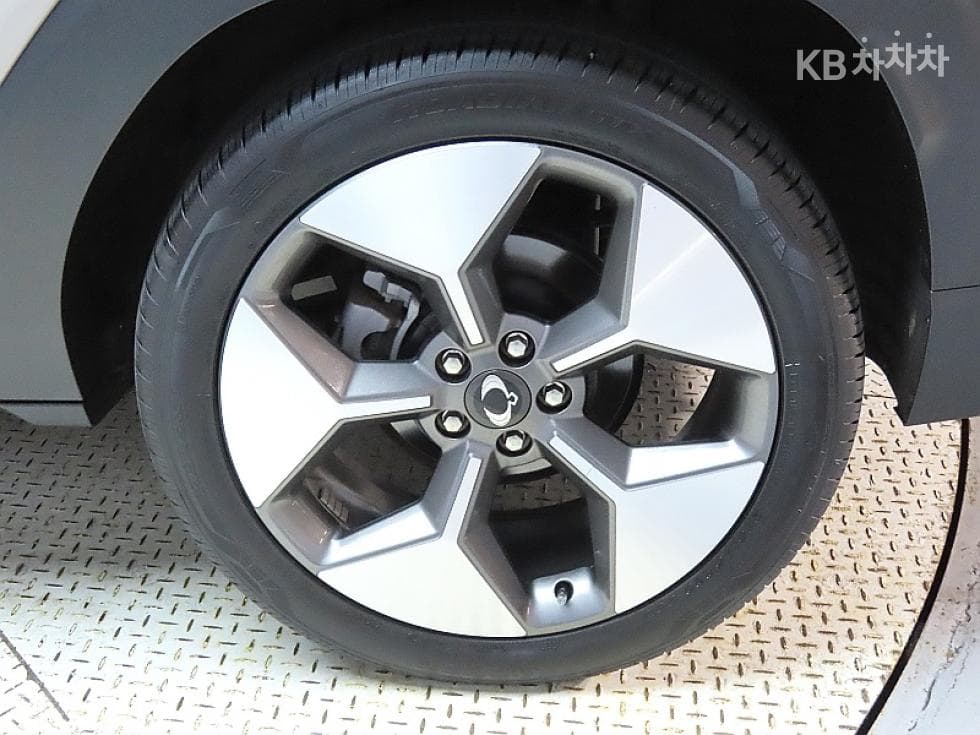 KG Mobility Torres EVX(U100)2WD E7 - 20