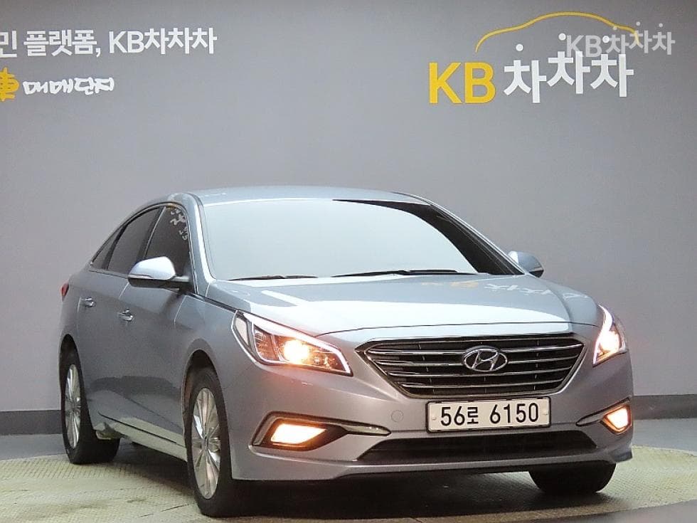 Hyundai Sonata LFLPI Premium Special (special feature/edition) - 3
