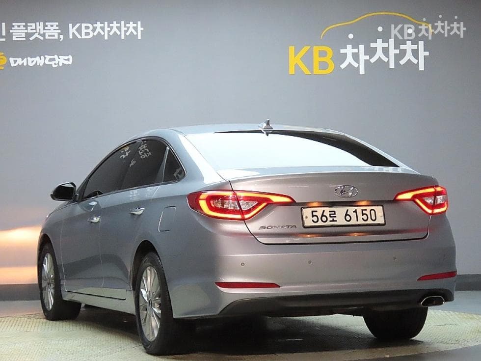 Hyundai Sonata LFLPI Premium Special (special feature/edition) - 4