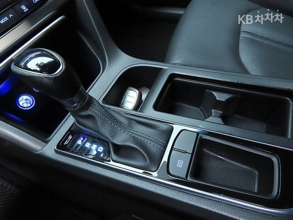 Hyundai Sonata LFLPI Premium Special (special feature/edition) - 9