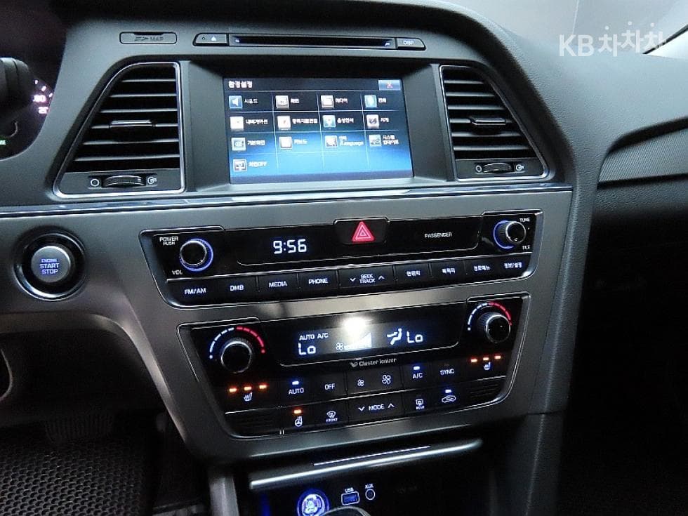 Hyundai Sonata LFLPI Premium Special (special feature/edition) - 17