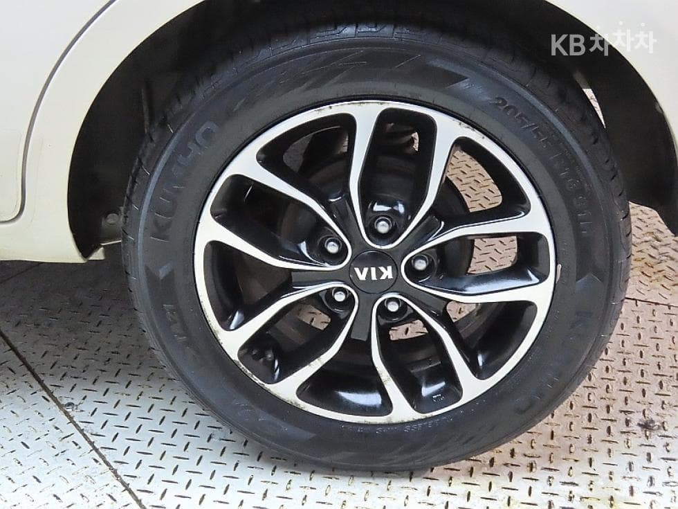 Kia Soul1.6 GDI Luxury Standard - 20