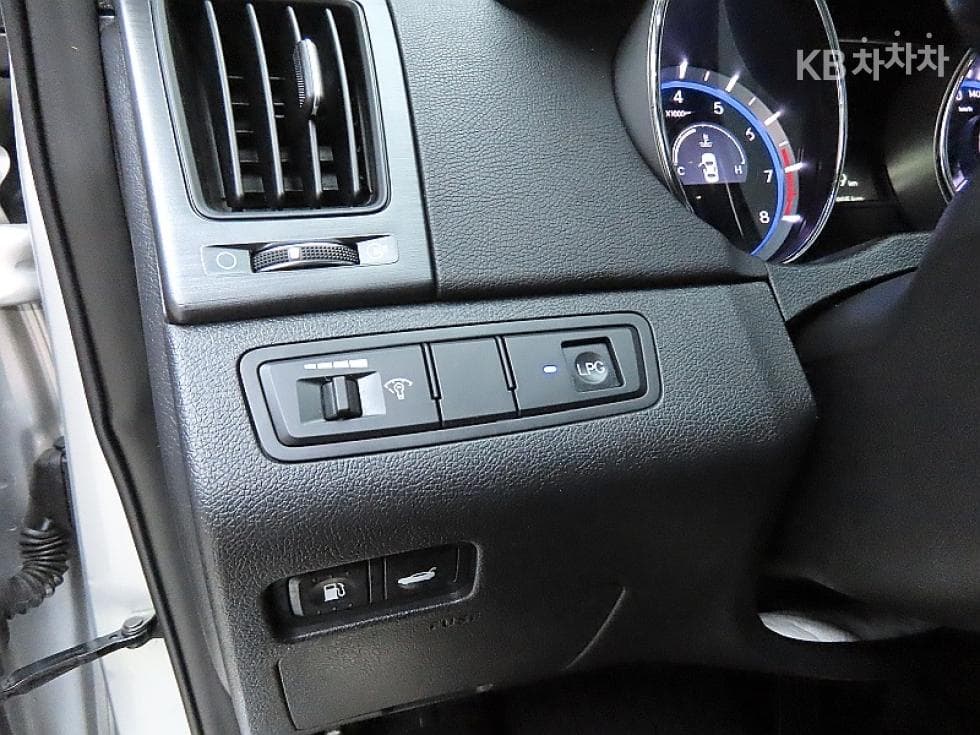 Hyundai Sonata 더 브릴리언트LPI Smart - 12