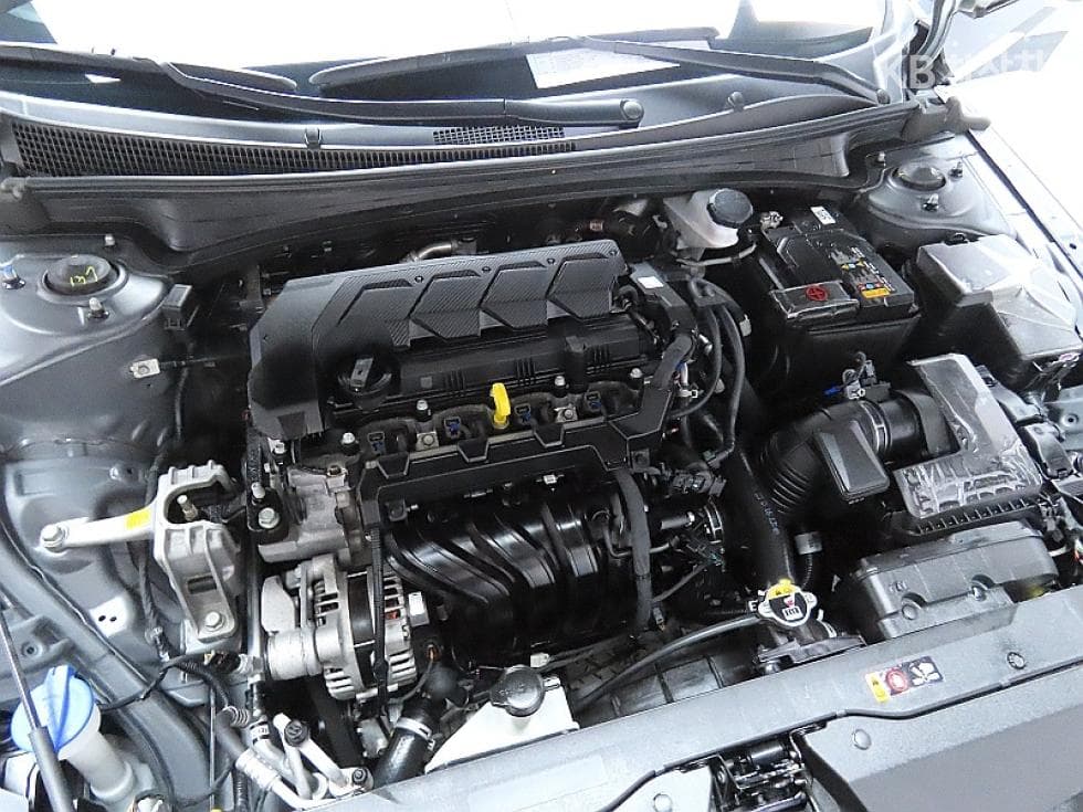 Hyundai The New (facelift) Avante (Elantra) (CN7)1.6 Gasoline Inspiration - 7