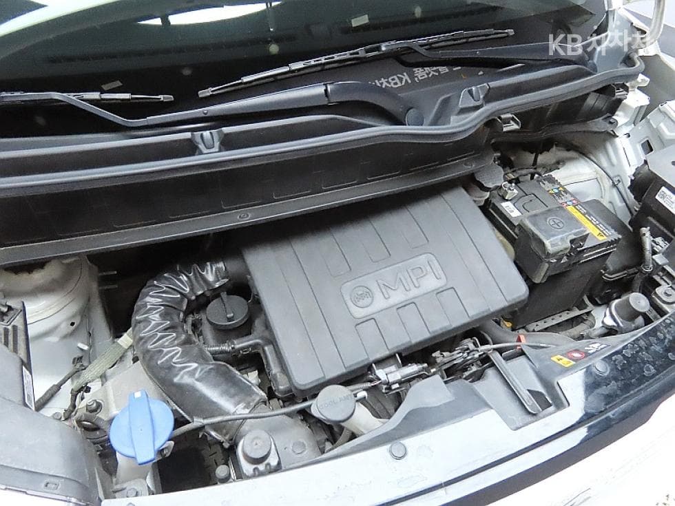 Kia The New (facelift) Kia Ray (van)1.0 Gasoline Signature - 7
