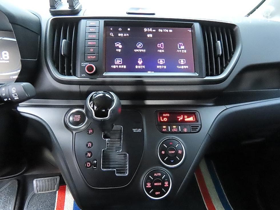 Kia The New (facelift) Kia Ray (van)1.0 Gasoline Signature - 16