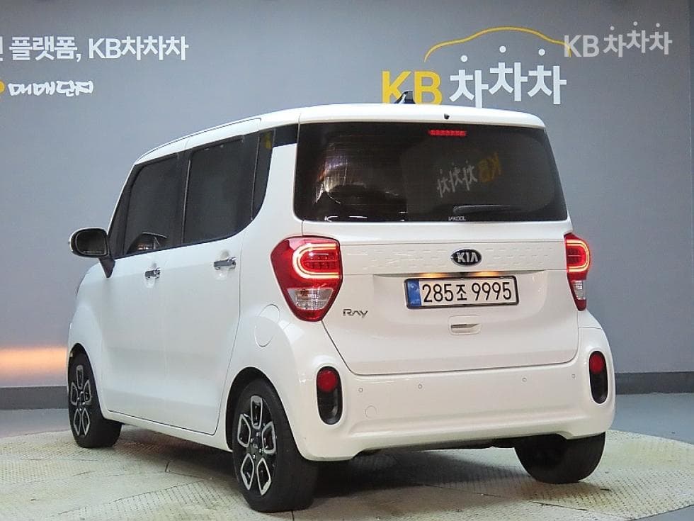 Kia The New (facelift) Ray (van)1.0 Gasoline Signature - 4