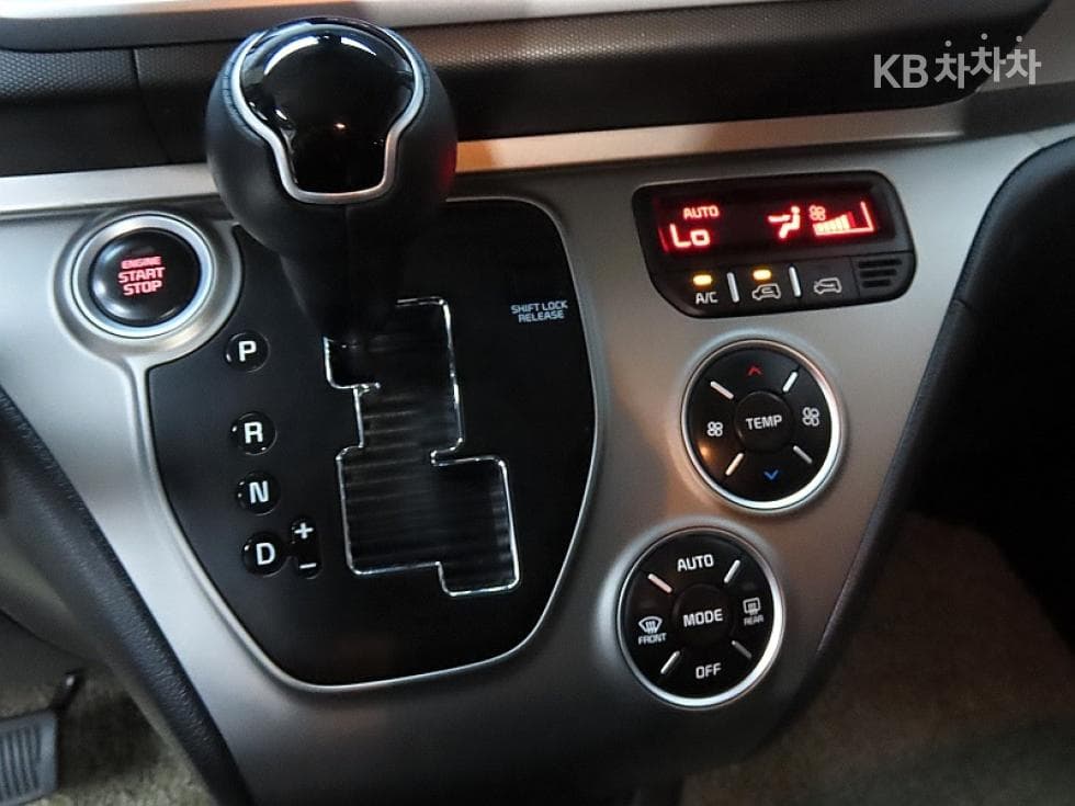 Kia The New (facelift) Ray (van)1.0 Gasoline Signature - 9