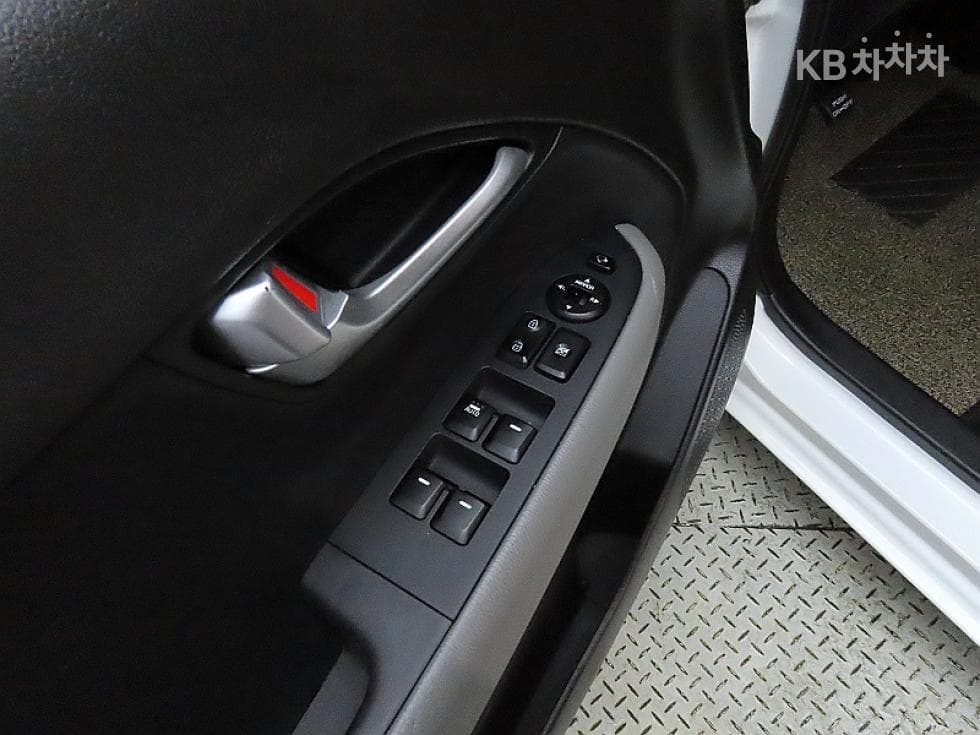 Kia The New (facelift) Ray (van)1.0 Gasoline Signature - 14