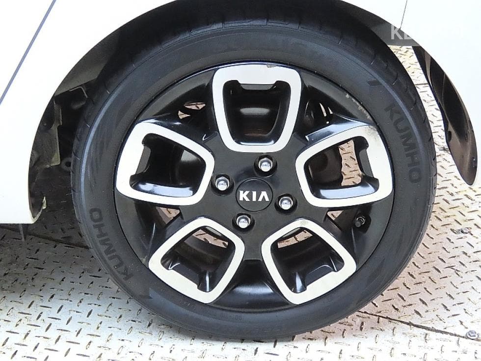 Kia The New (facelift) Ray (van)1.0 Gasoline Signature - 20