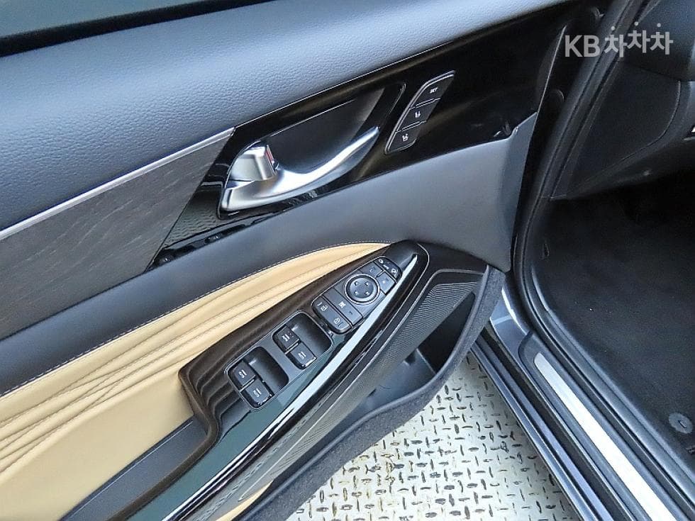 Kia K7 Premiere2.5 GDi X 에디션 - 13