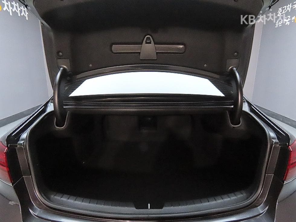 Kia K7 Premiere2.5 GDi X 에디션 - 19