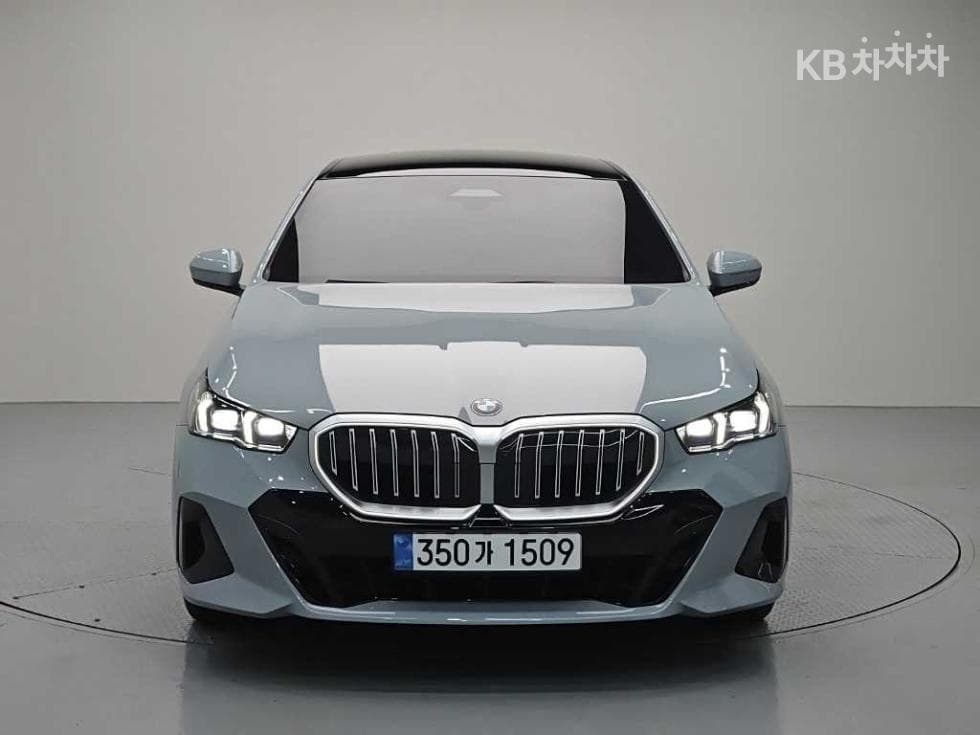 BMW Нов5 Серия(G60)520i M Sport - 2