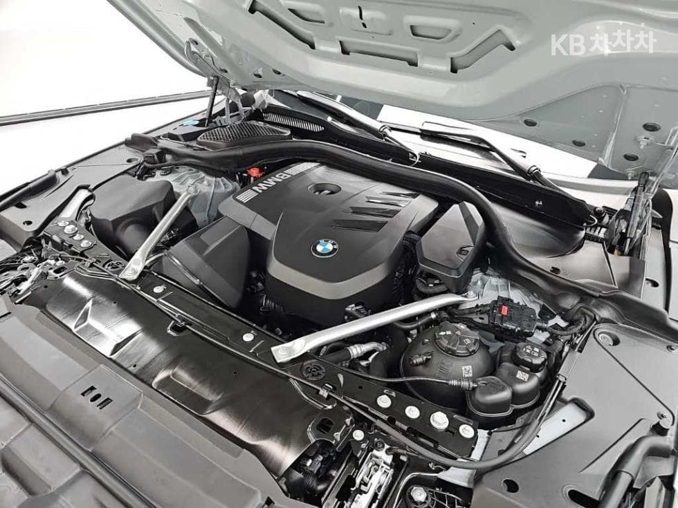 BMW Нов5 Серия(G60)520i M Sport - 5